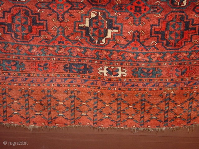 wonderful antique 1880? turkoman ersari chuwal, three small repairs, see photos, wonderful natural colors, fairly great pile, great natural colors, black, blue , green, red, etc no stains, wonderful soft silky wool
140x94cm
4.7x3.1ft 