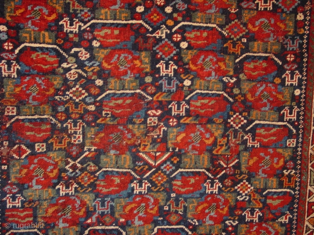 wonderful fine, antique 1880 kamseh, square small rug, some old mothbite, a few less than fingertip holes, no stains, superbe all natural colors

87x87cm
2.9x2.9ft          