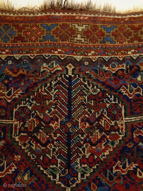 19th Century Kashkuli/Qasqhay
Size: 136x183cm
Natural colors, there are a stitch (see pic. 5) and an old repair (see pic. 10).              