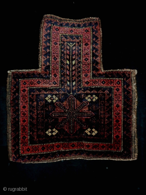 Fine Baluch Salt bagface
Size: 50x55cm (1.7x1.8ft)
Natural colors, made in circa 1910                      