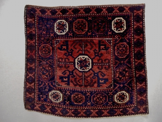 Baluch Bagface
Size: 81x73cm
Natural colors, made in period 1910                         