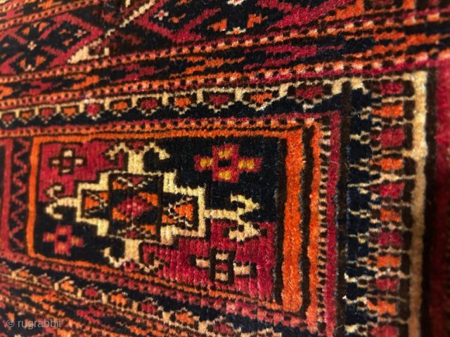 Turkmen Tekke
1900 Start
Natural Root Dye
Minors Errors Shown in the photo
Width 29 cm - Height 114 cm
Shipping included

gunduzhali88@gmail.com                