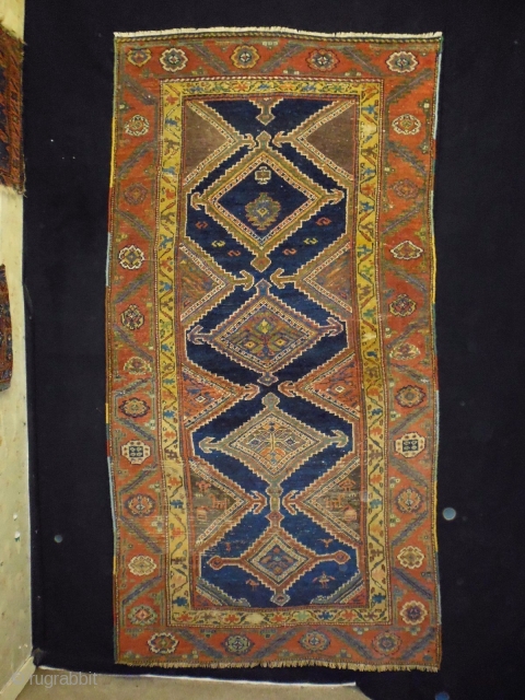 1880 Kurd
Size: 118x229cm (3.9x7.6ft)
Natural colors, the selvages are not original, there are two old repairs                  