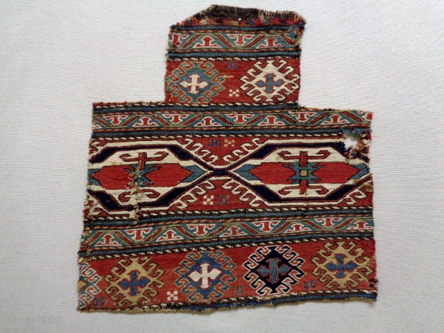 19th Century Saltbag
Size: 41x43cm (1.4x1.4ft)
The selvages are original, natural colors                       