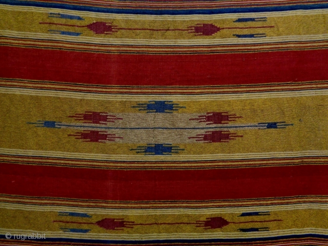 19th Century Fine Syrian Textile
Size: 63x269cm
Natural colors, gold thread                        