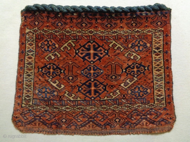 Fine Turkmen Bagface
Size: 56x44cm (1.9x1.5ft)
made in circa 1920                         