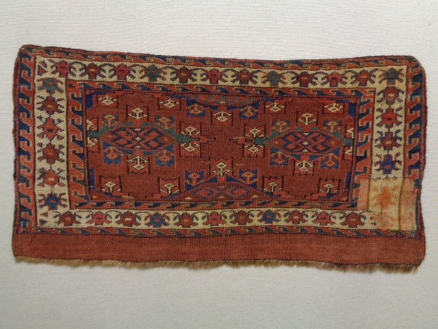 1850/70 Turkmen Torba
Size: 72x36cm (2.4x1.2ft)
Natural colors                           