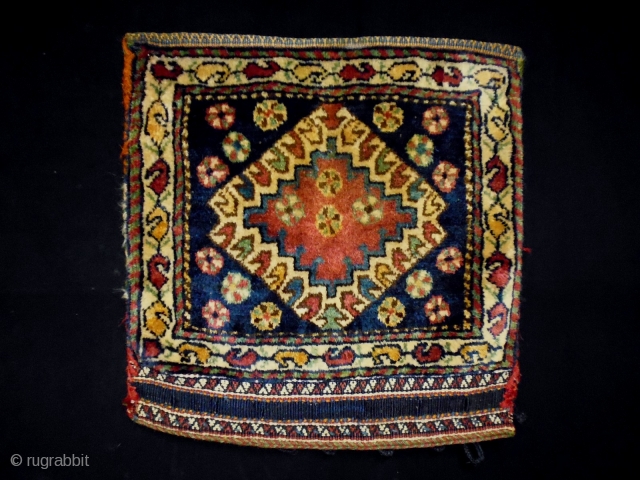 Qasqhay Bag Complete
Size: 51x52cm (1.7x1.7ft)
Natural colors, circa 80-90 years old                       