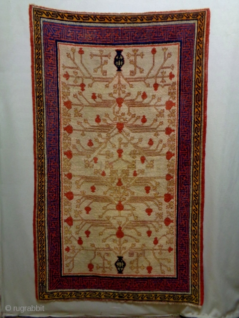 Kotan
Size: 112x188cm (3.7x6.3ft)
Natural colors (except the orange color is not natural), there are old repairs (see picture 11), made in circa 1920           