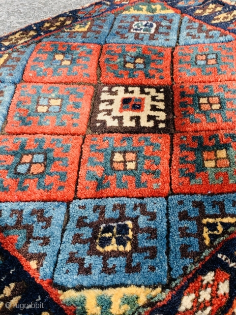 Kurdish Jaf 1880 circa with beautiful natural colors and good condition wool on wool>>size65x48cm                   