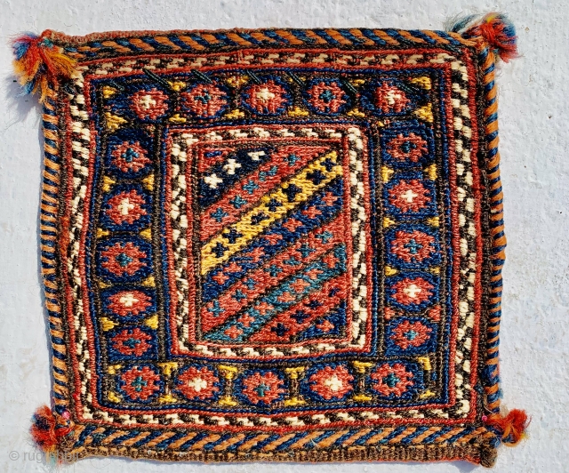 Afshar chanteh soumac 1880 circa size 20x20cm                          