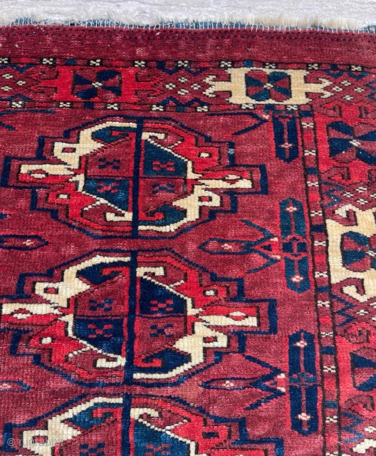 Early 19th Century Turkmen Karadashli Torba size 54x108 cm  (cut and shut from the minor gul)                