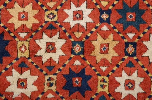 Caucasian Gendje Rug circa 1870 size 139x165 cm                         