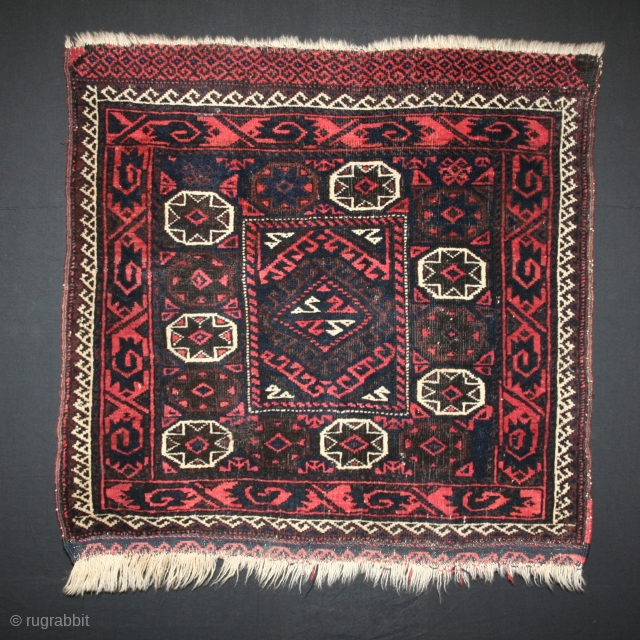 ca.1900 Unusual design Baluch bagface,,size:72x72 cm  2.4x2.4 ft                        