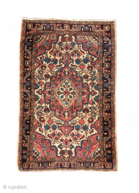 Circa 1890 Lilihan area rug 122 x 78 cm                        