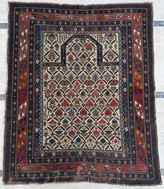 Third quarter of the 19th century Shirvan prayer rug. size 122 x 145 cm. Please send me direct mail.

halilaydinrugs@gmail.com              