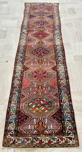Northwest Runner Circa 1880 Size: 95x400 cm                          