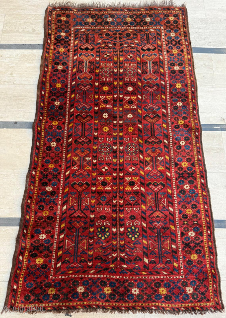 Circa 1870s Beshir engsi rug. Size 109 x 206 cm. Please send me direct mail.

halilaydinrugs@gmail.com

Instagram - @halilaydinrug

                