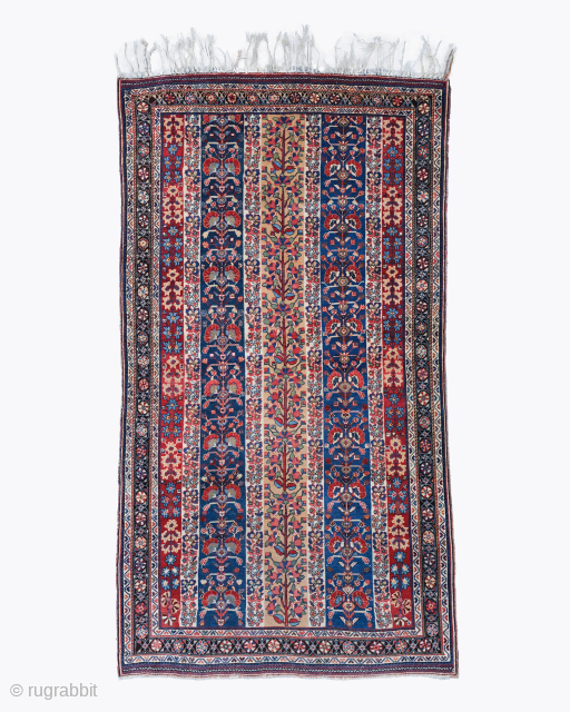 Late 19th century Qashqai rug. Good condition. Size 125 x 237 cm.                     