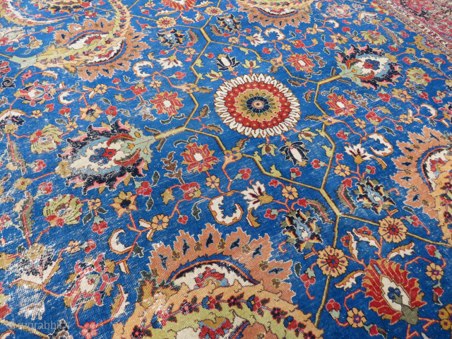 Size: 358x280 cm | 11' 9" × 9' 2"
Condition: Distressed Vintage around 100 years old.
halilkokogluu@gmail.com