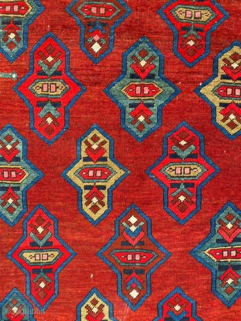 19th Century Karabag Rug Size : 162 x 244 cm                       