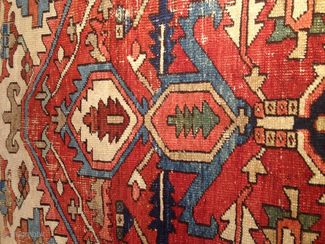 Antique Serapi rug,Size : 320 x 284 cm

                         