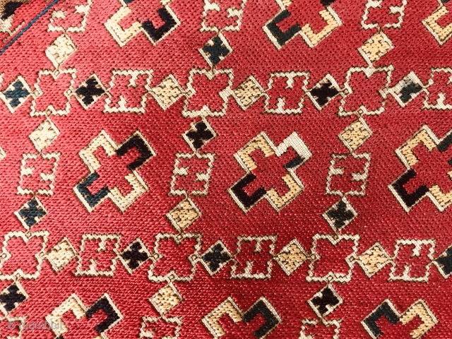 	antique Macedonians embroidery,size 30x27cm                             