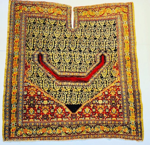Magnificent Senneh saddle cover,circa 1850s,good condition-size 106x108cm
Please Contact this email for more information. 
hamidparsacarpet@yahoo.com                   