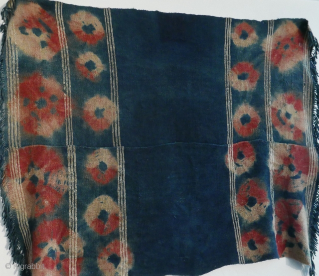 Shawl (Ling-chay) from Spiti,  a high Himalayan valley in the state of Himachal Pradesh, Lahaul region,  of  N. India, bordering on Tibet.  Tie-dyed,  handspan,  yak wool.  ...