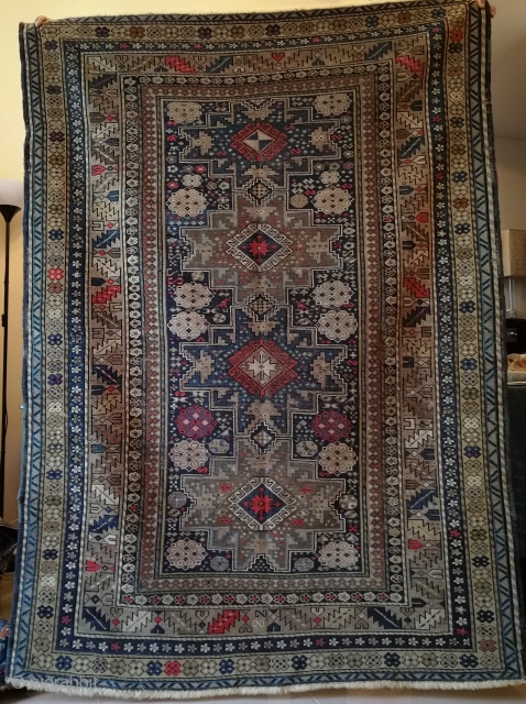 caucasian kuba lesghi star circa 1900 size 175x124cm                         