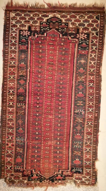 Antique tribal kurdish rug circa 1900, size 170x94cm.                         