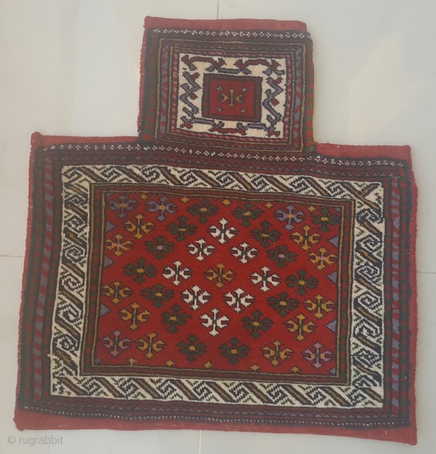 North-west Persian salt or tobacco large bag, 20th century no defects, size 64×61cm.                    