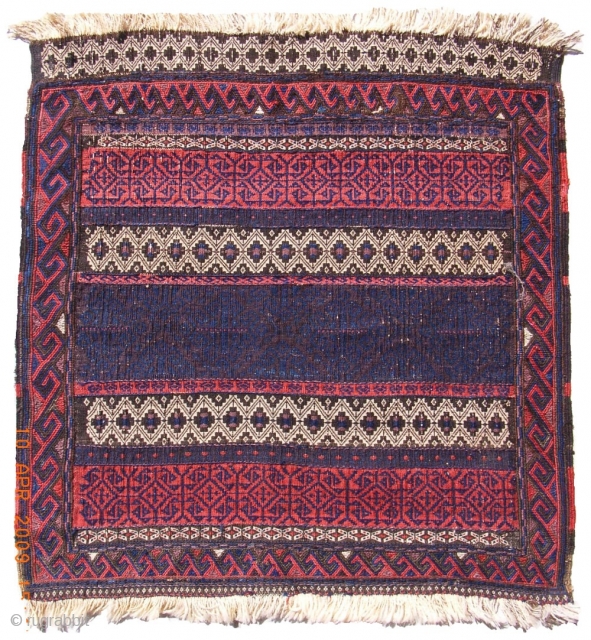 Baluch bagfront, 2nd half 19th cent., 72 x 70 cm/28 x 28 inch; nice collector´s item in good condition; see as well: www.heinz-hegenbart.de          
