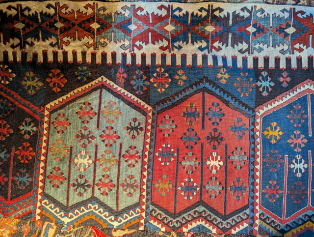 Anatolian kelim half 90x350cm,
Good condition                            