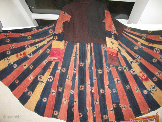 Zanskar yaks wool coat . Fabulous colors
                          
