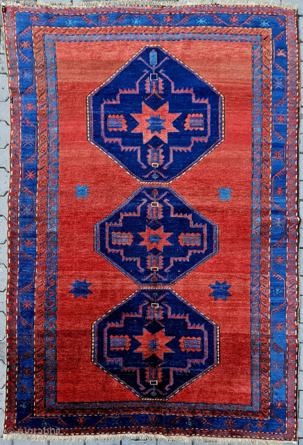 Size ; 165 x 250 cm, 
Old Armenian / Tovuz kazakh 
Please email me directly: arisoylarmobilya@gmail.com                 