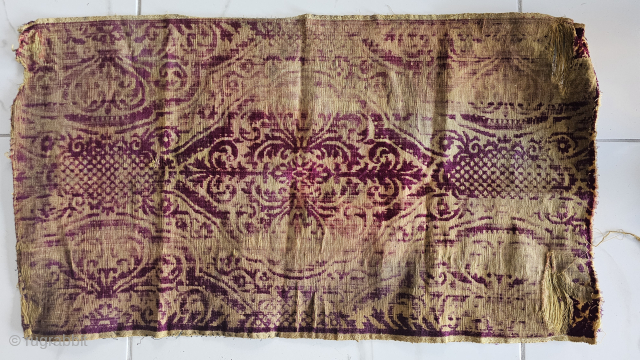 Size ; 40x80 cm,
Ottoman perion, Uskudar catma.
Istanbul textile.
Please email me directly: arisoylarmobilya@gmail.com
.
I have not been able to receive mail properly for about 1 year, there may be a minor system failure in  ...