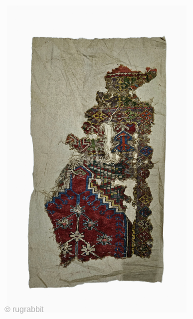 Size ; 50x100 cm
Early 1700s
Central anatolia, Cappadocia (mucur)
Fragment.
Detailed information Dm (direct message)