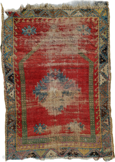 Size ; 97x130 cm
Central anatolia, Cappadocia(Mucur)
Step back in time to 19th-century Anatolia with this remarkable Cappadocian Mudjur prayer rug.
While known today for its fairy chimneys and hot air balloons, the Cappadocia ...