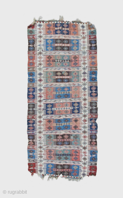 Size ; 140x310 cm
Reyhanli tribe
Detailed information Dm 
arisoylarmobilya@gmail.com                         