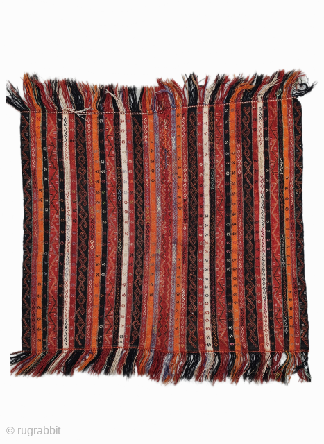 Size ; 105 x 110 cm
Central anatolia, Sivas (Gurun)
Detailed information Dm 
arisoylarmobilya@gmail.com                     