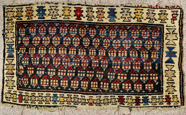 Old qasqai bagface .
Approximate size; 45x60 cm                          