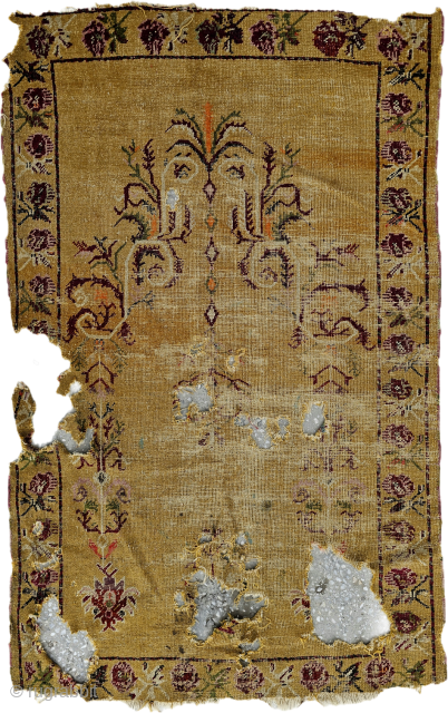 Central anatolia, Mucur
Size ; 100 x 157 cm
The Soul of Time: Mucur Mecidiye
Caption:
A masterpiece from the heart of Anatolia, carrying the elegance of a bygone era in every knot.
This Mucur ...