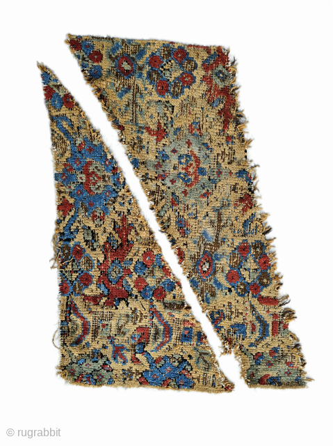 Size ; 80x110 cm
West anatolia, Ushak or Kula
Early 1700s
Detailed information Dm arisoylarmobilya@gmail.com