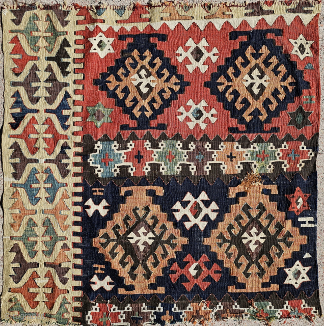Size ; 88x90 cm,
Central anatolia,Konya .                           