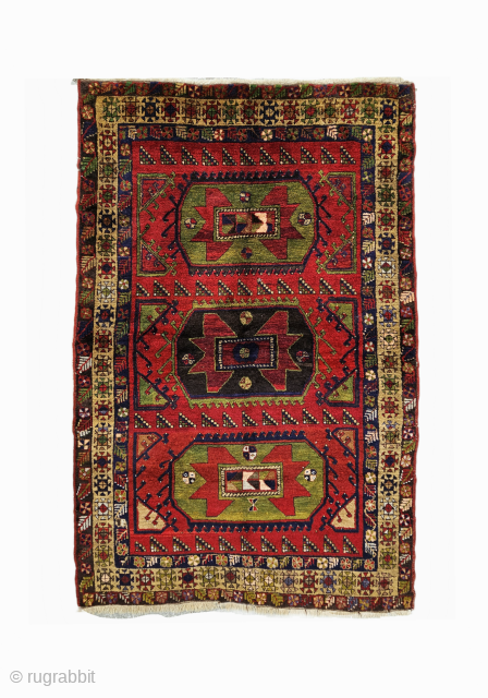 Size ; 140x210 cm
Central anatolia, Aksaray (Yesilova)
Detailed information Dm arisoylarmobilya@gmail.com