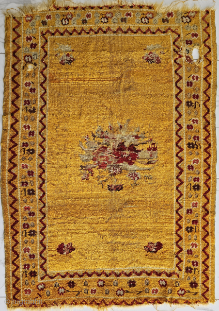 Approximate size; 100x140 cm
Central anatolia, Mucur .                          