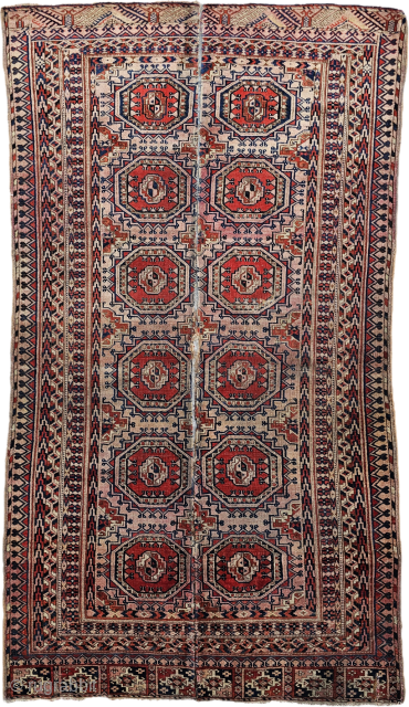 Old Turkmen Carpet...
Why do we naively believe that everything can be split down the middle to achieve "fairness"?
Sometimes, an even split looks like a compromise on paper, but in reality, it only ...
