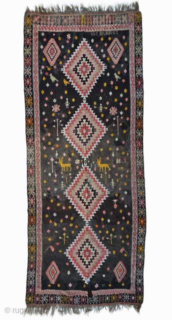 Size ; 163 x 364 cm
East anatolia , Erzurum 
Could be Armenian 
For detailed information Dm ''direct message''
arisoylarmobilya@gmail.com 

              
