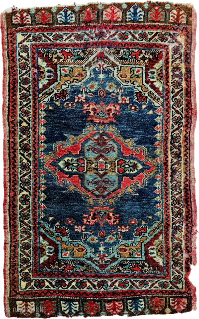 Size ; 49x85 cm 
Central anatolia, Sivas (zara)

If you don't get a response when you inquire about pricing, be sure to ask again. I will definitely return your emails. If you don't  ...